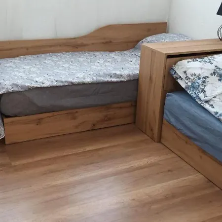 за гости пансионът на роуз вълшебната ми кръстница